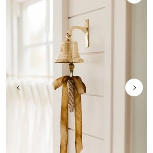 Monika Hibbs & The Jilly Box Petite Dinner Bell